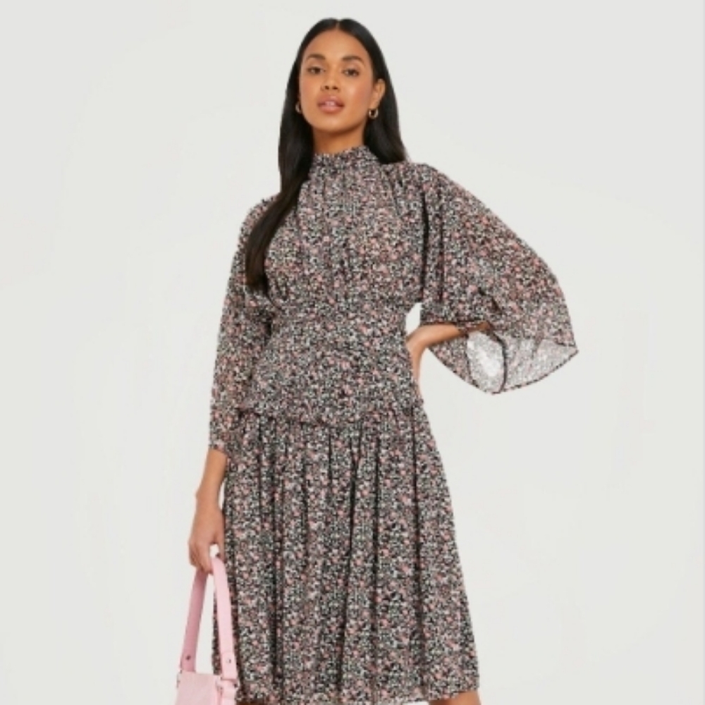 FLORAL HIGH NECK PLEAT DETAIL MIDI DRESS